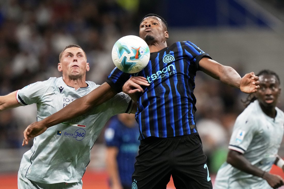 Гол на Якуб Пьотровски не спаси Удинезе в Серия А