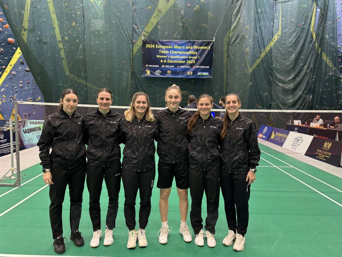 Бадминтон национали жени