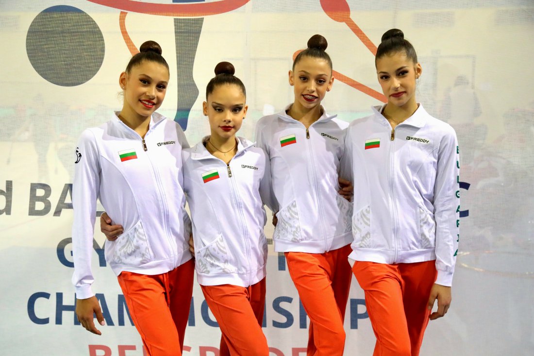 Гимнастичките от националния отбор за девойки показаха новите си композиции