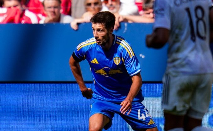 илия груев лийдс сътвориха равенство манчестър юнайтед