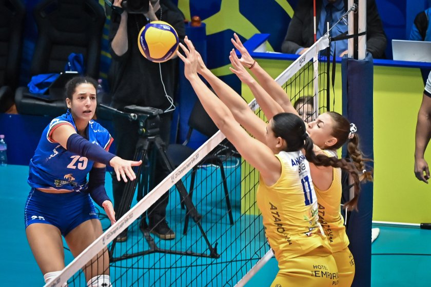 нвл жени марица пловдив левски галерия