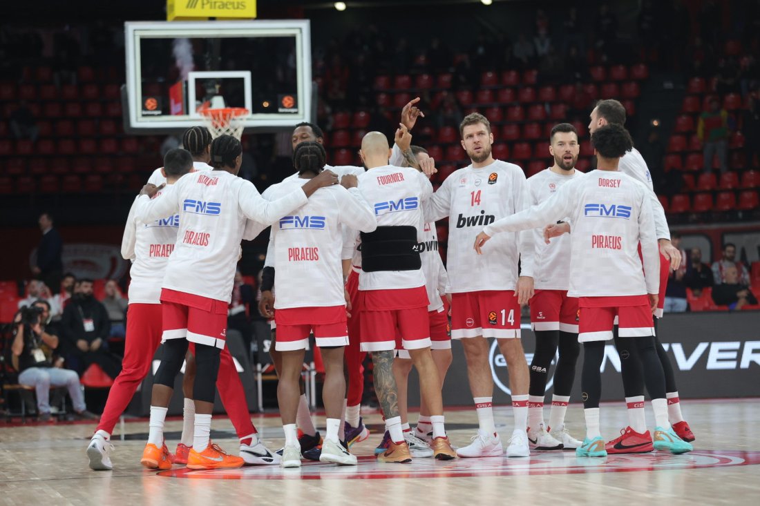 Усилията на Везенков не спасиха Олимпиакос от ново разочарование в Евролигата