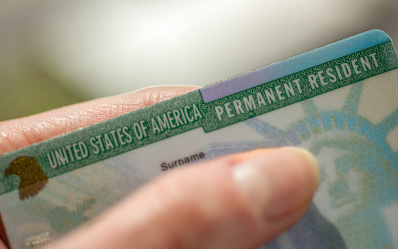 Заподозрения за стрелбата в американския университет Браун е намерен мъртъв.