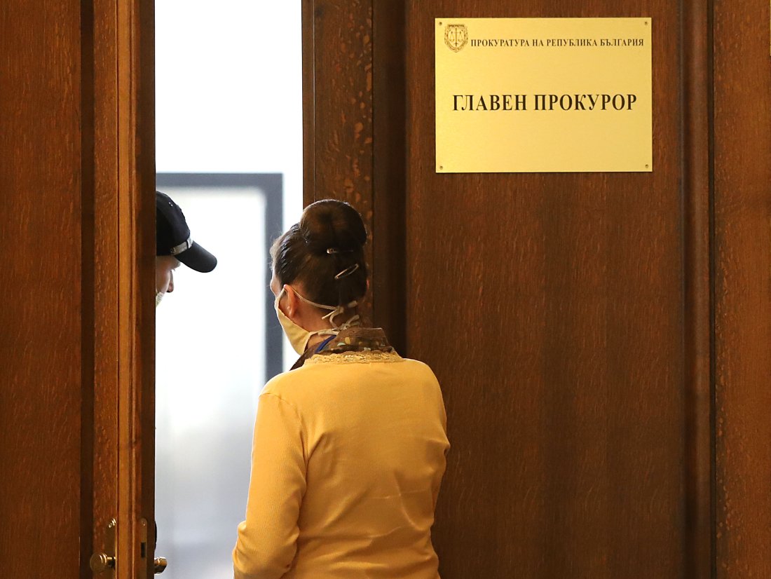 назначиха съдия антон урумов разследва главния прокурор