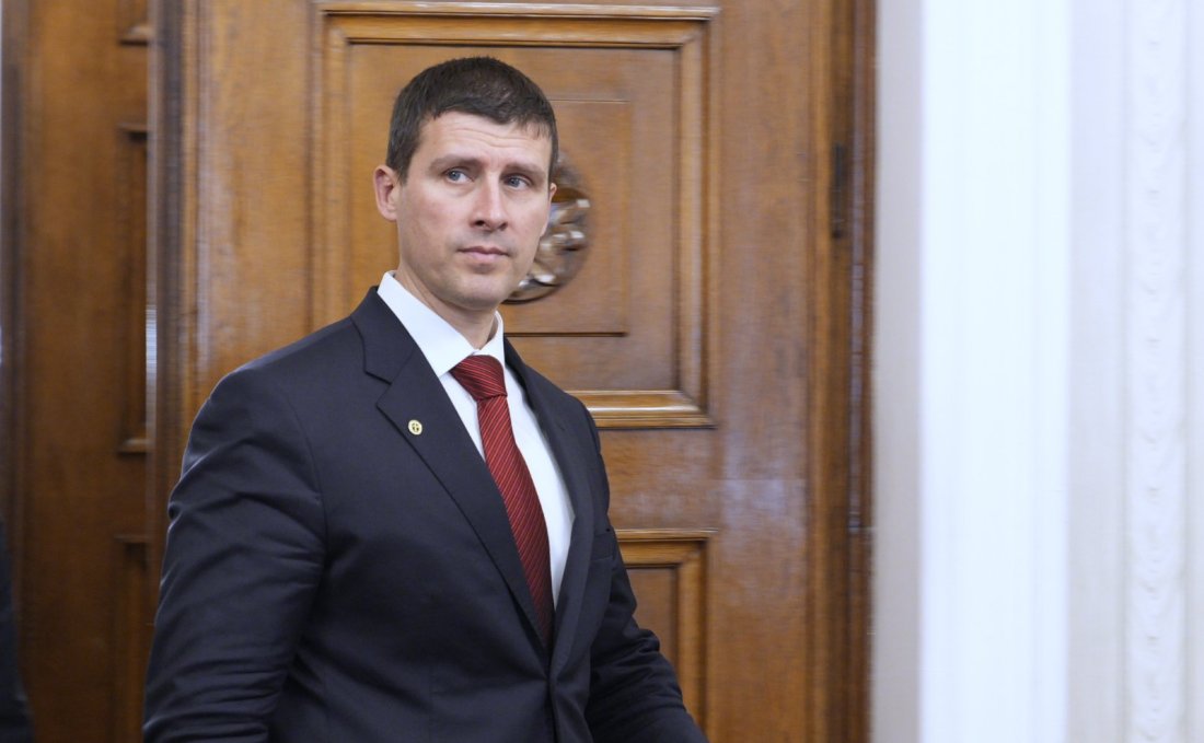 живо коментар величие консултациите президента румен радев