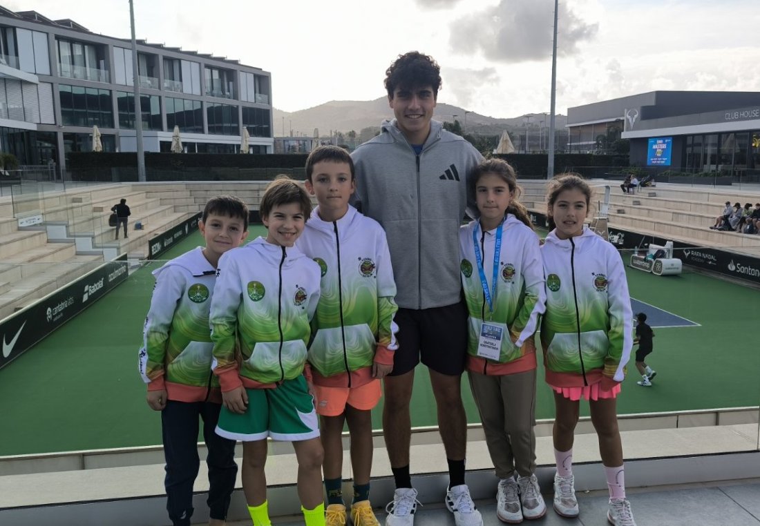 иван иванов вдъхнови млади тенисисти световното отборно манакор