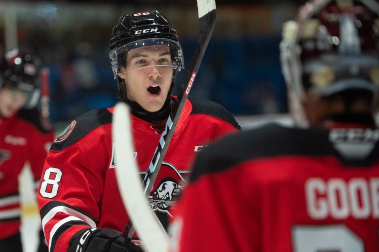 Младият български хокеист Нино Томов ще продължи да играе за чешкия Спарта (Прага)