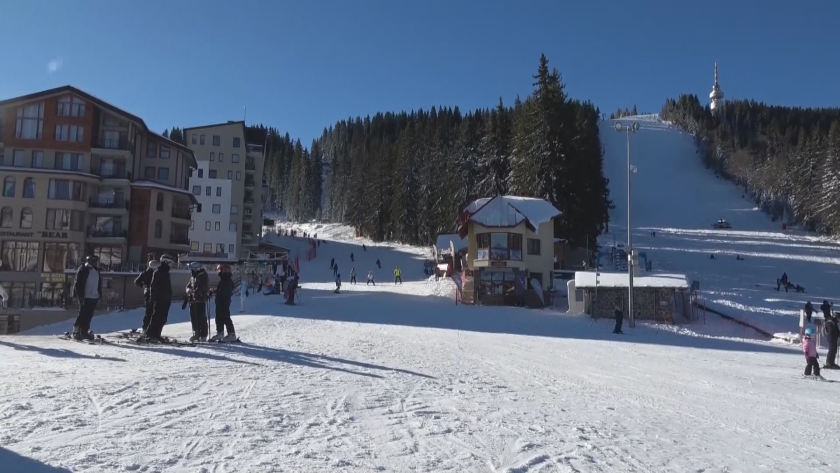 От днес и в Пампорово дадоха старт на ски сезона.