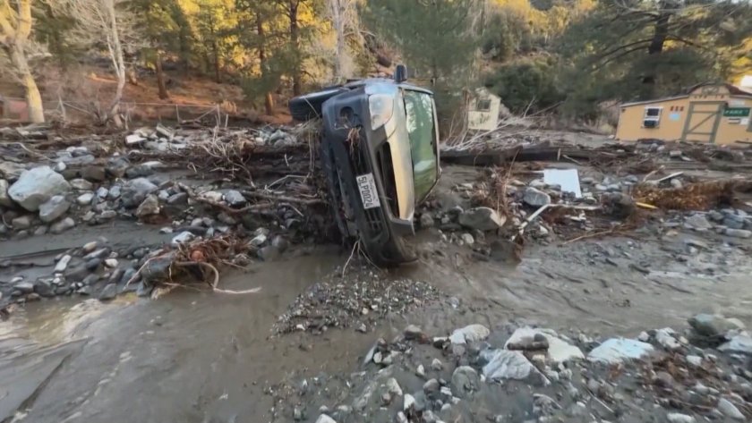 Трима души загинаха при бурите в щата Калифорния