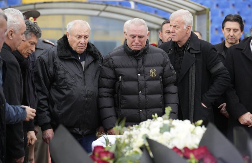 поклонение легендата димитър пенев галерия