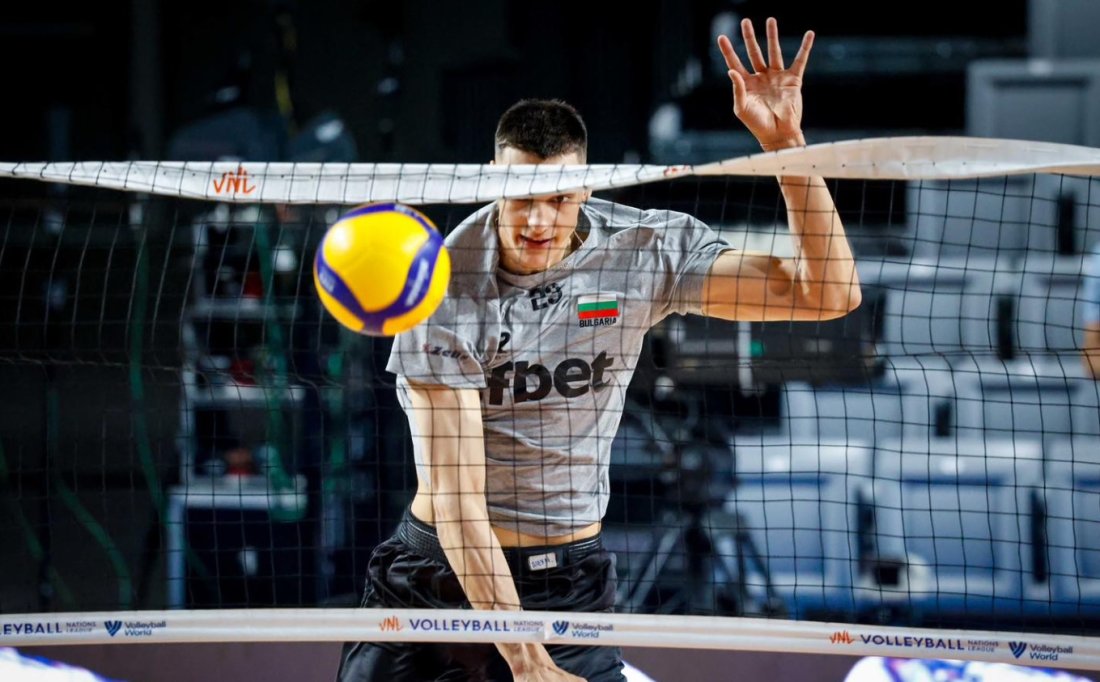 Александър Николов