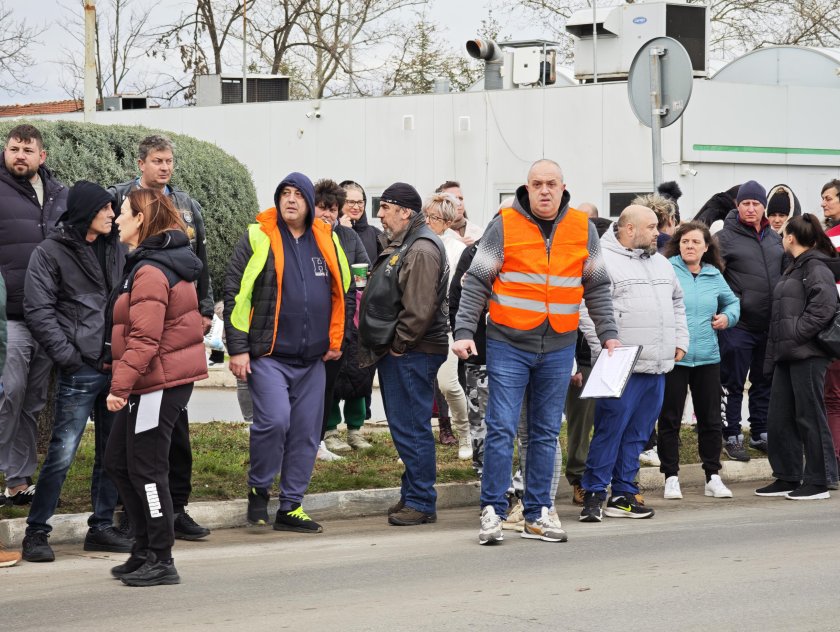 Протест в Нова Загора заради тежката катастрофа от вечерта на