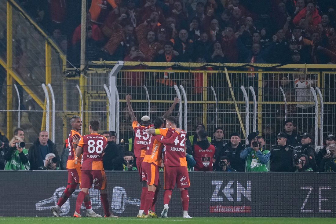 галатасарай класира финала суперкупата турция победа трабзонспор