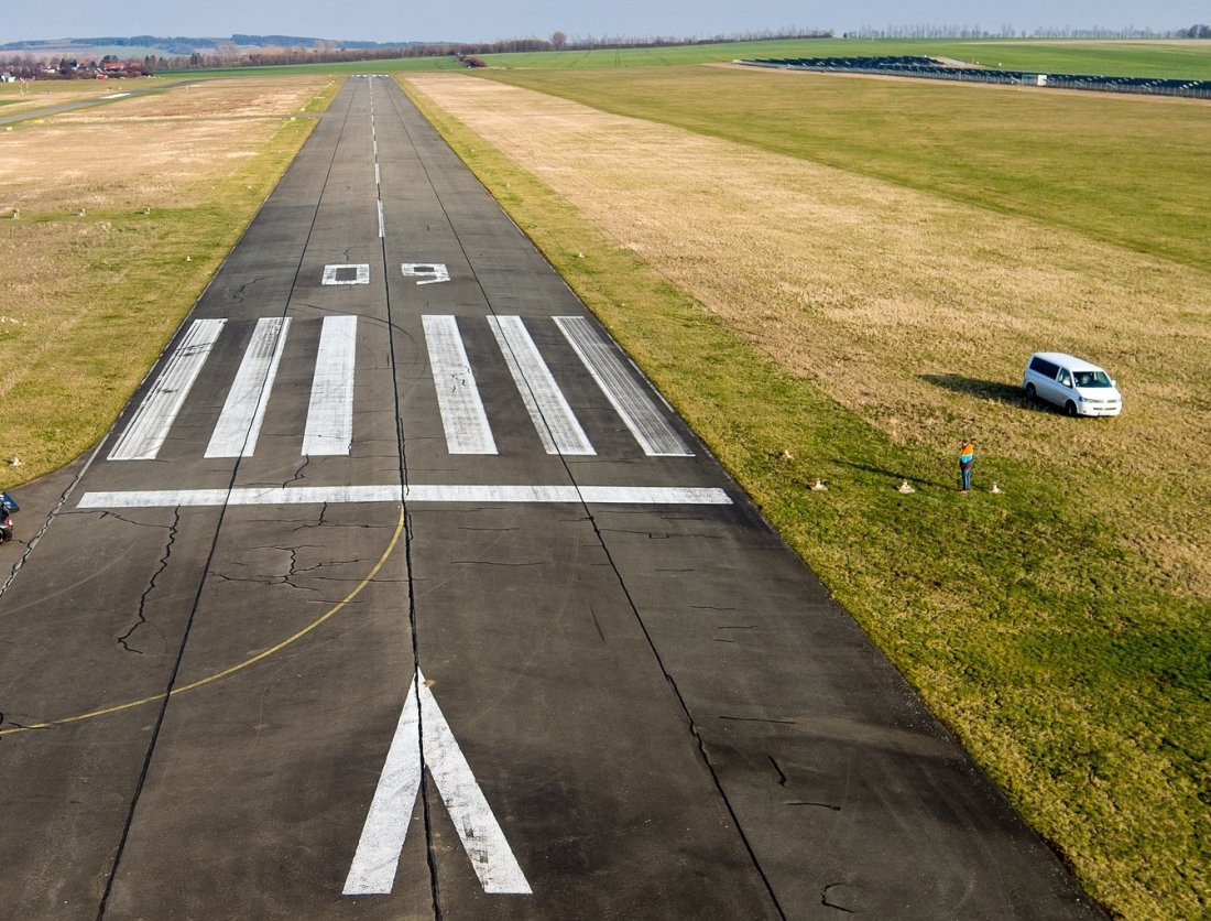 първи път автопилот самостоятелно приземи самолет