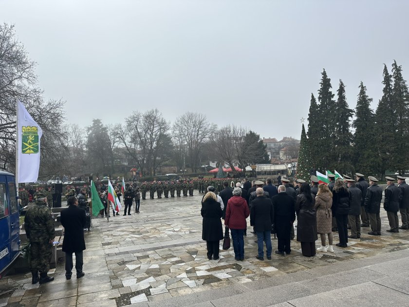 В родния град на Христо Ботев отбелязват 178 години от