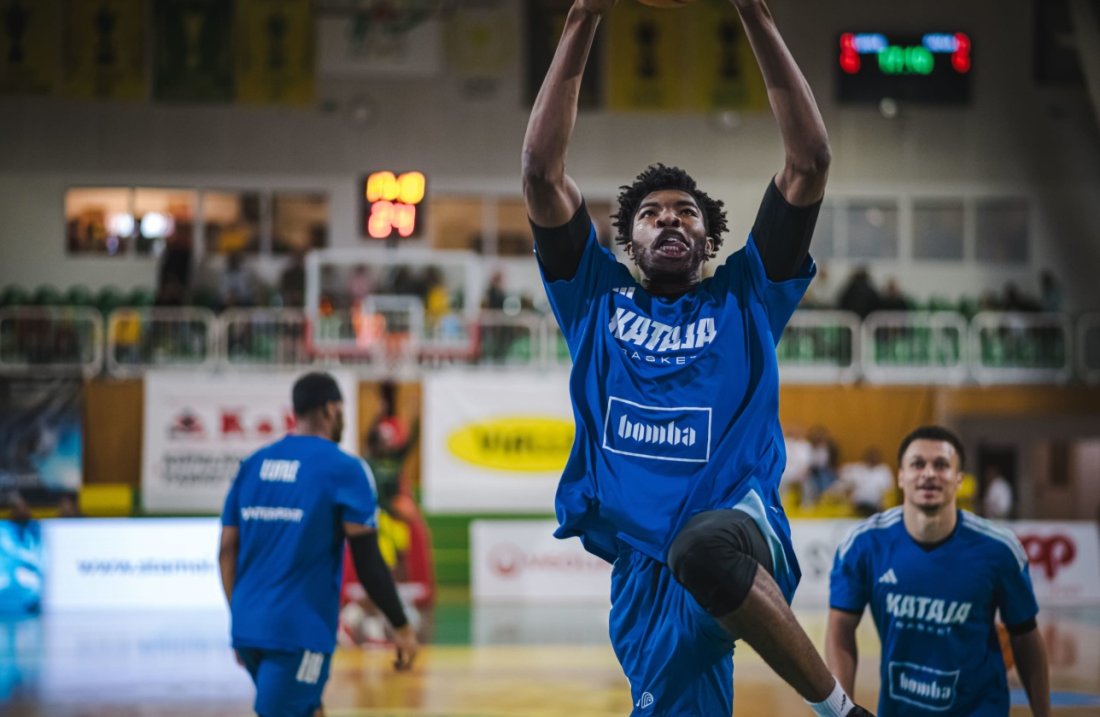 Академик привлече нов чуждестранен баскетболист