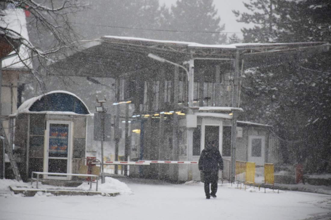 Заради лоши метеорологични условия не се пропускат товарни автомобили през сръбския пункт &bdquo;Стрезимировци&ldquo;