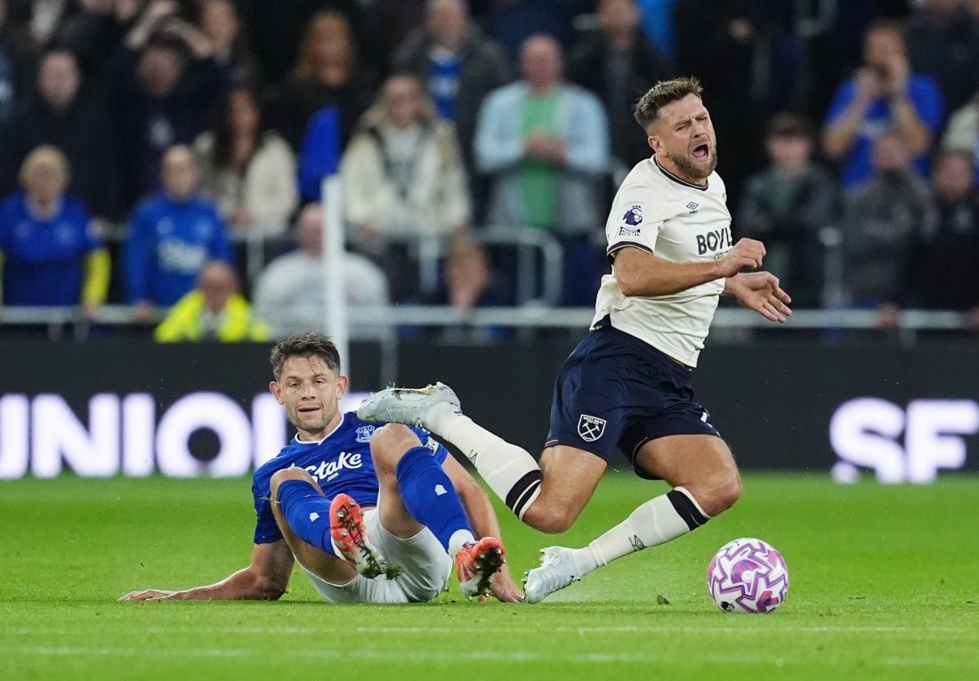 Контузия извади Никалс Фюлкруг от сметките на Милан