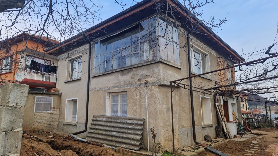 Двама гръцки граждани са намерени мъртви в Хисаря