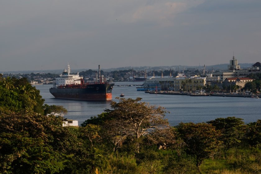 Тръмп призова Куба да &bdquo;сключи сделка&ldquo; или да приеме последствията