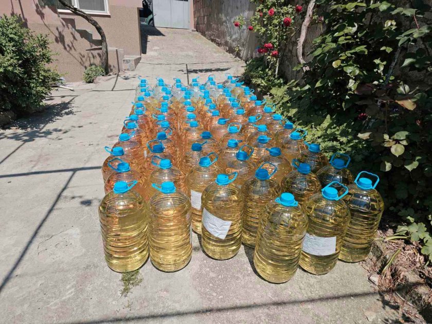 иззеха 215 литра алкохол село мало конаре