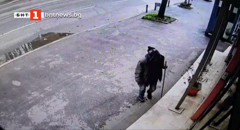 Неизвестно лице е извършило Кадрите от нападението разпространи чрез страницата