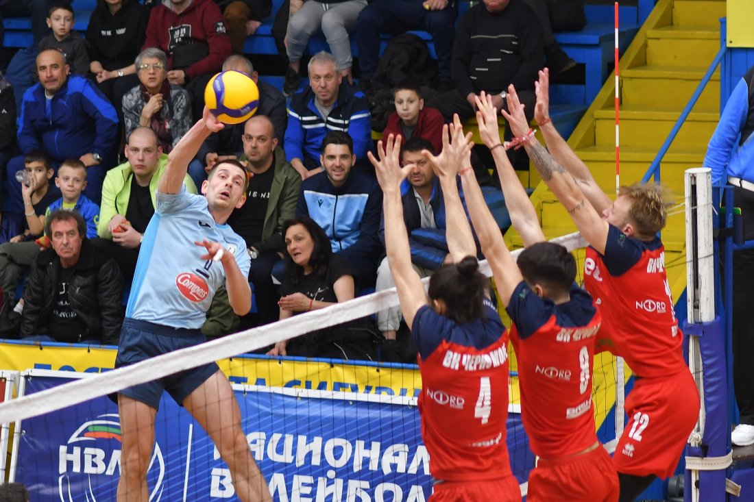 Черно море надви Монтана в петгеймова драма