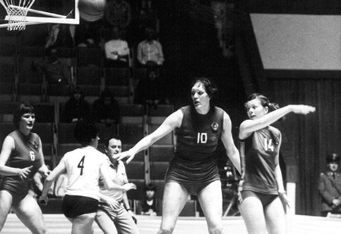 Легендарната латвийска баскетболистка Уляна Семьонова почина на 73-годишна възраст