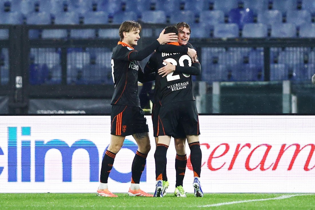 Комо, Нико Пас