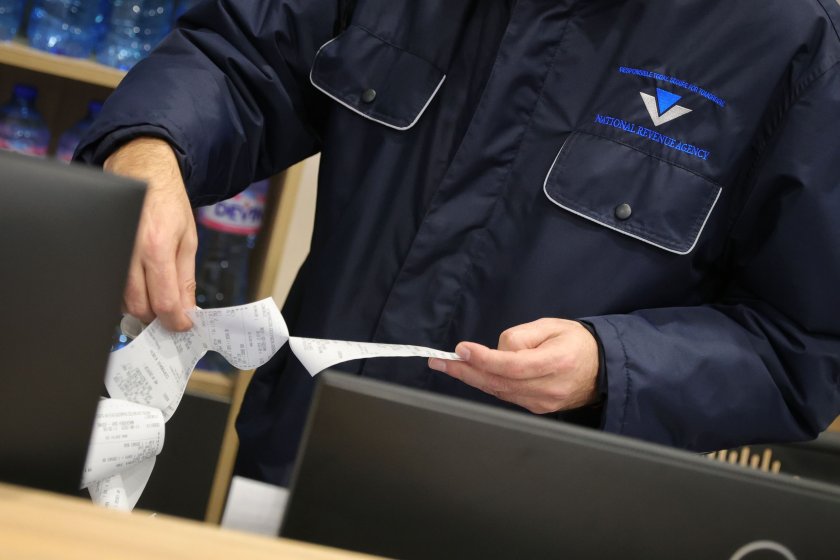 Продължават проверките на НАП и КЗК - следи се за необосновано повишение на цените