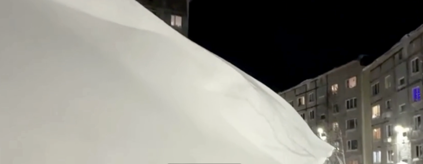 Рекорден снеговалеж блокира Камчатка