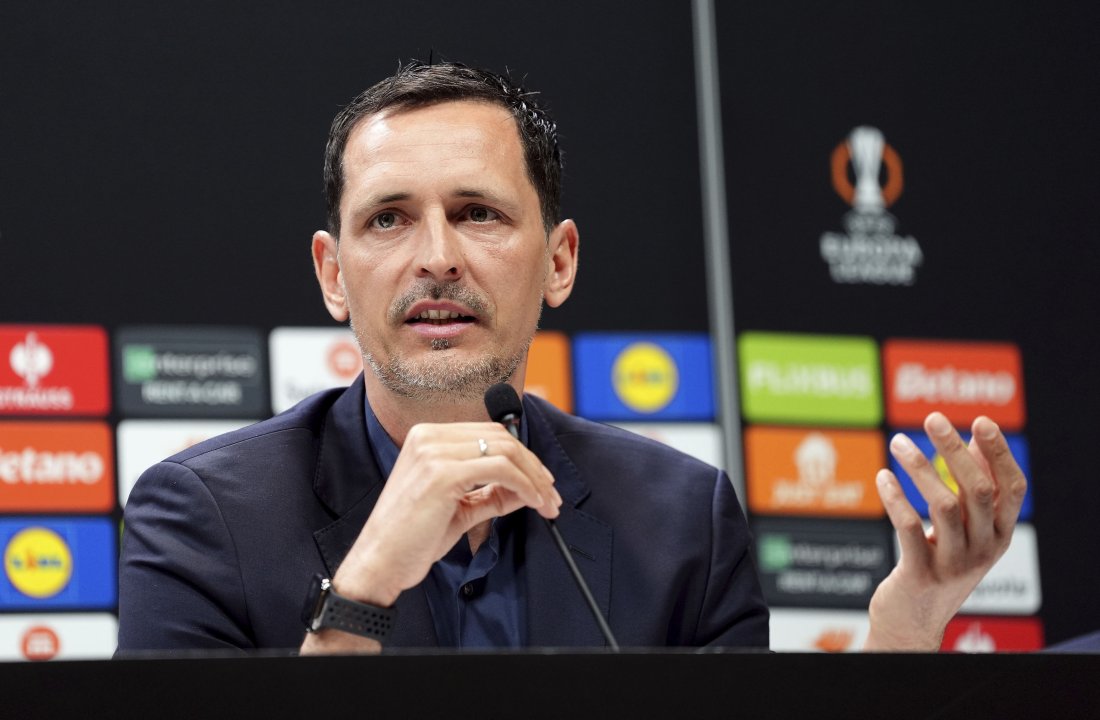 Дино Топмьолер