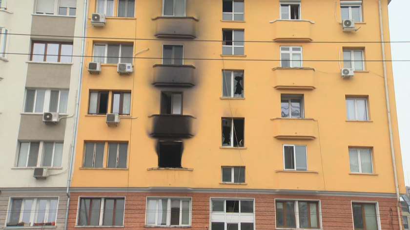 Жена загина при пожар в центъра на София, има пострадали деца