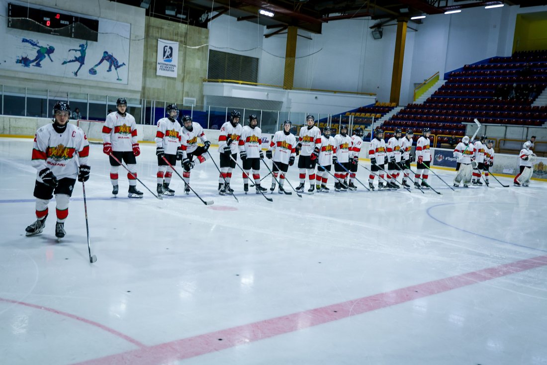 Български национален отбор хокей лед под 20 години