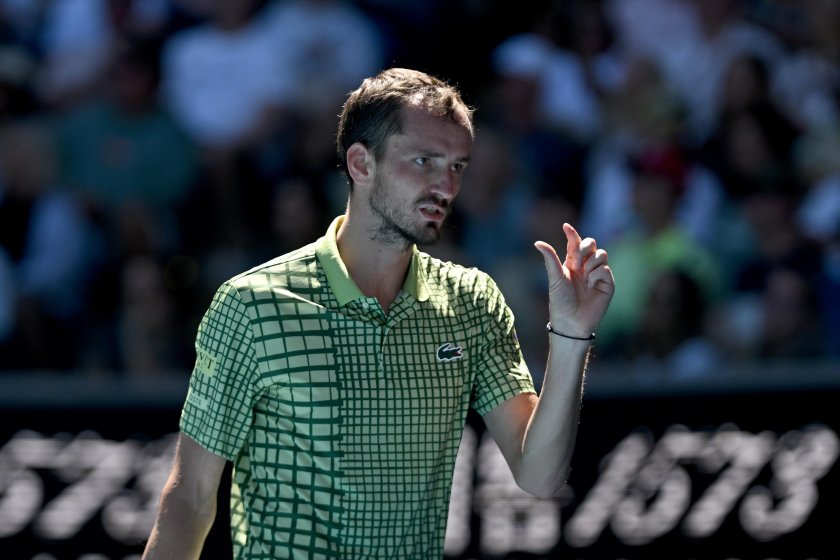 даниил медведев навакса два сета пасив победи фабиан марожан третия кръг australian open