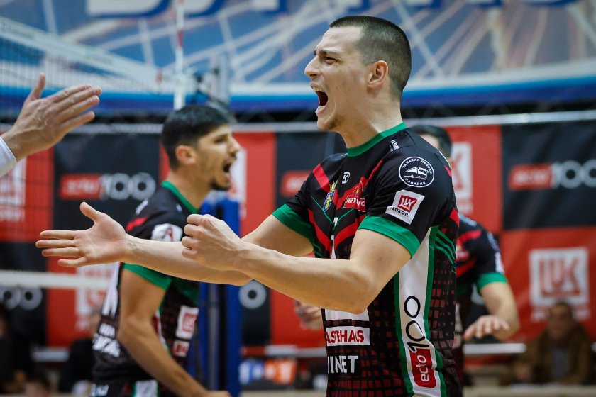 ВК Нефтохимик 2010