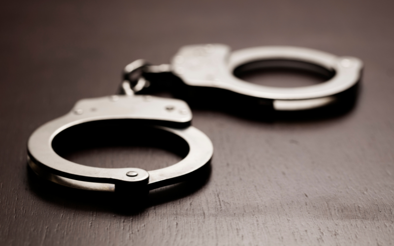 Арестуваха общински съветник в София като член на група за