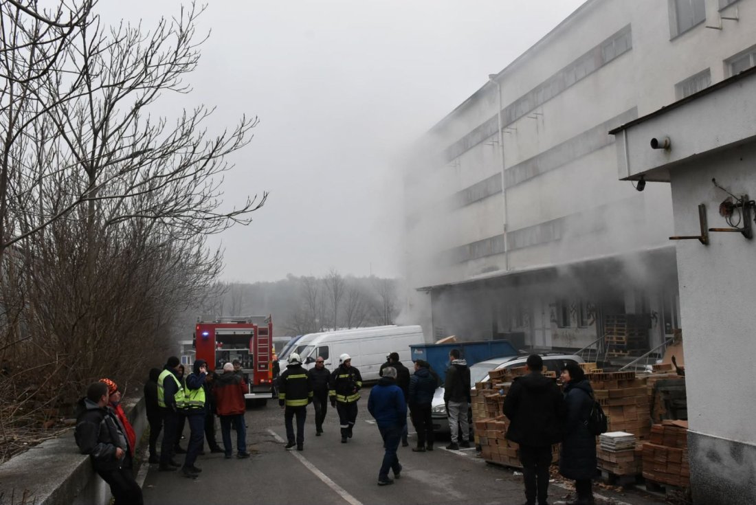 Пламна склад за перилни препарати и дезодоранти в Хасково