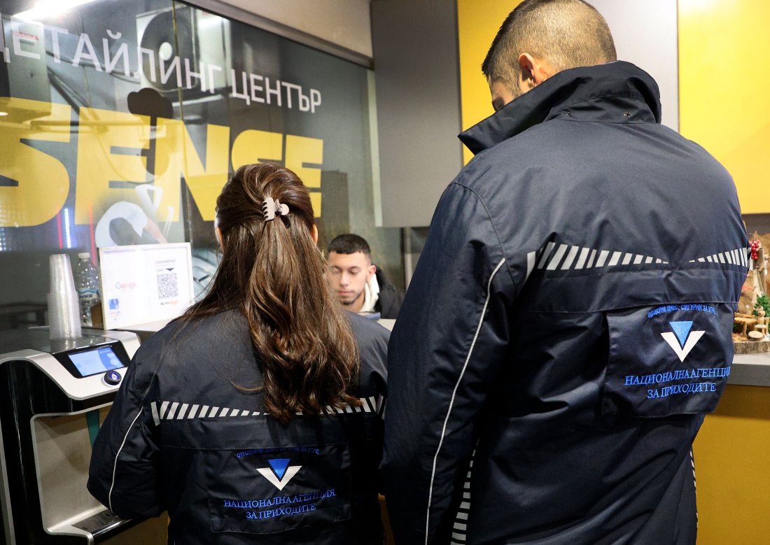 Под лупа: НАП и КЗП продължават с проверките в магазините, фитнесите и фризьорските салони