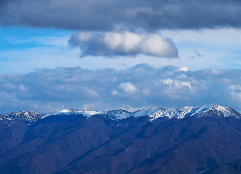 През нощта на много места в равнините и низините времето