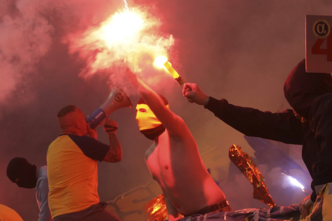 14 задържани ултраси на Хайдук Сплит след масово меле с фенове на Цървена звезда