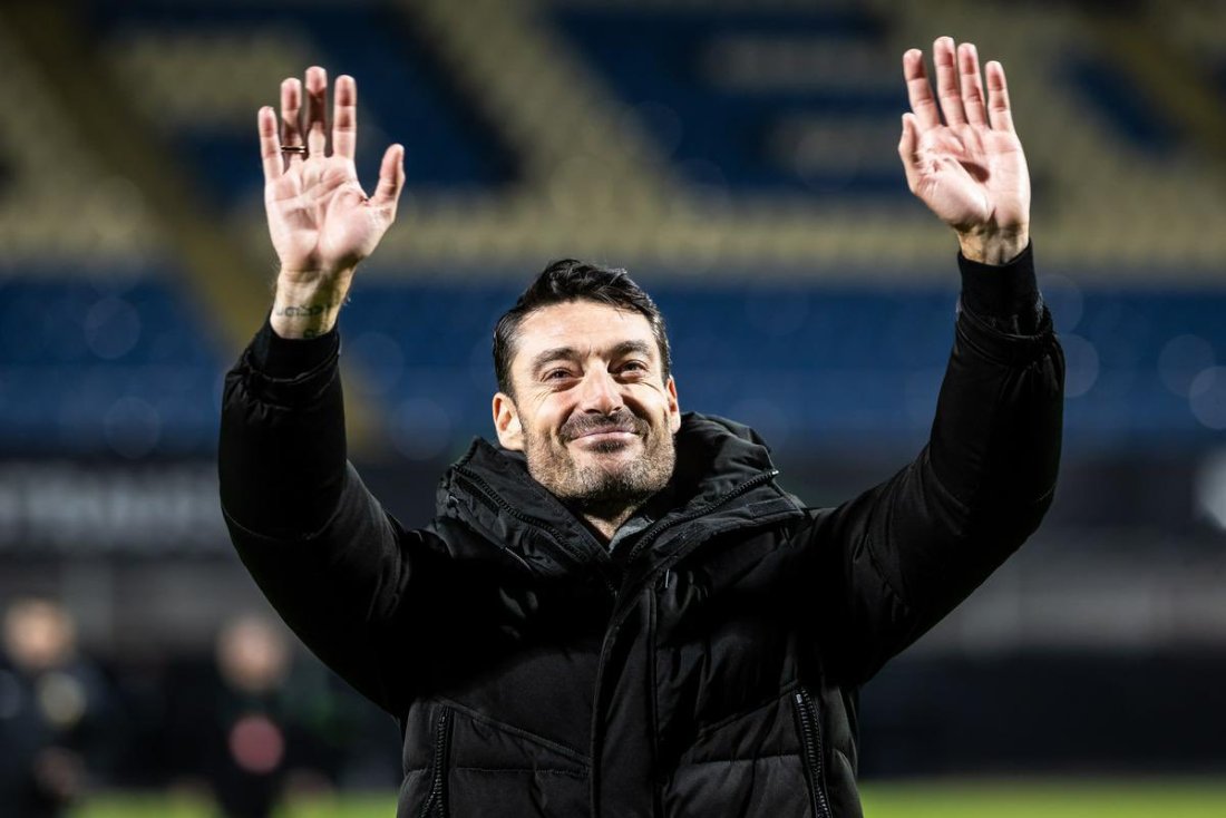 айнтрахт франкфурт назначи алберт риера старши треньор