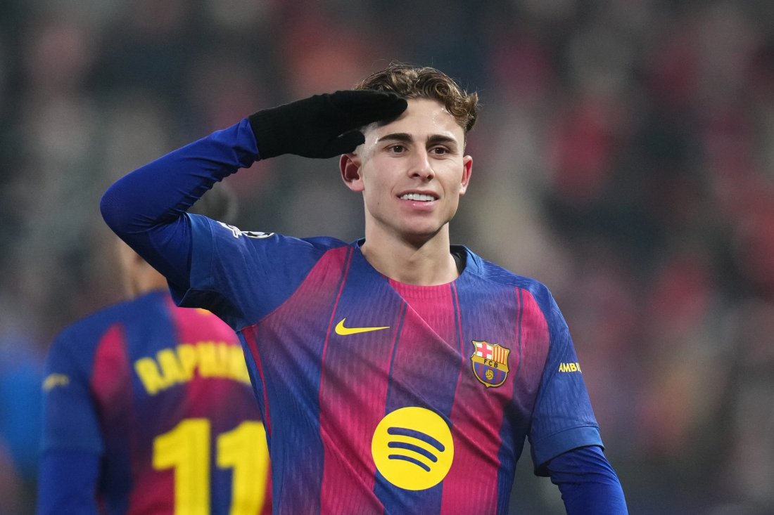 барселона обяви удължаването престоя фермин лопес