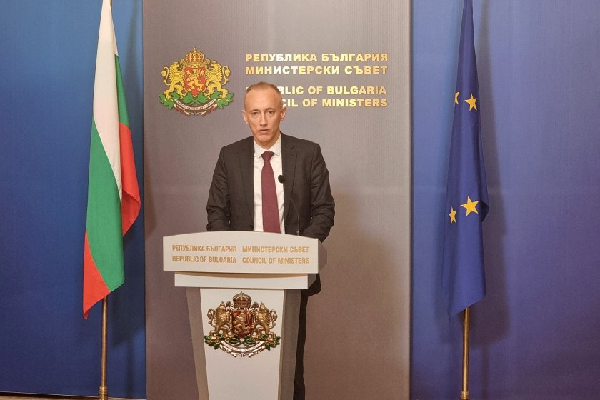 краят годишна сага държавата придобива античния театър сердика