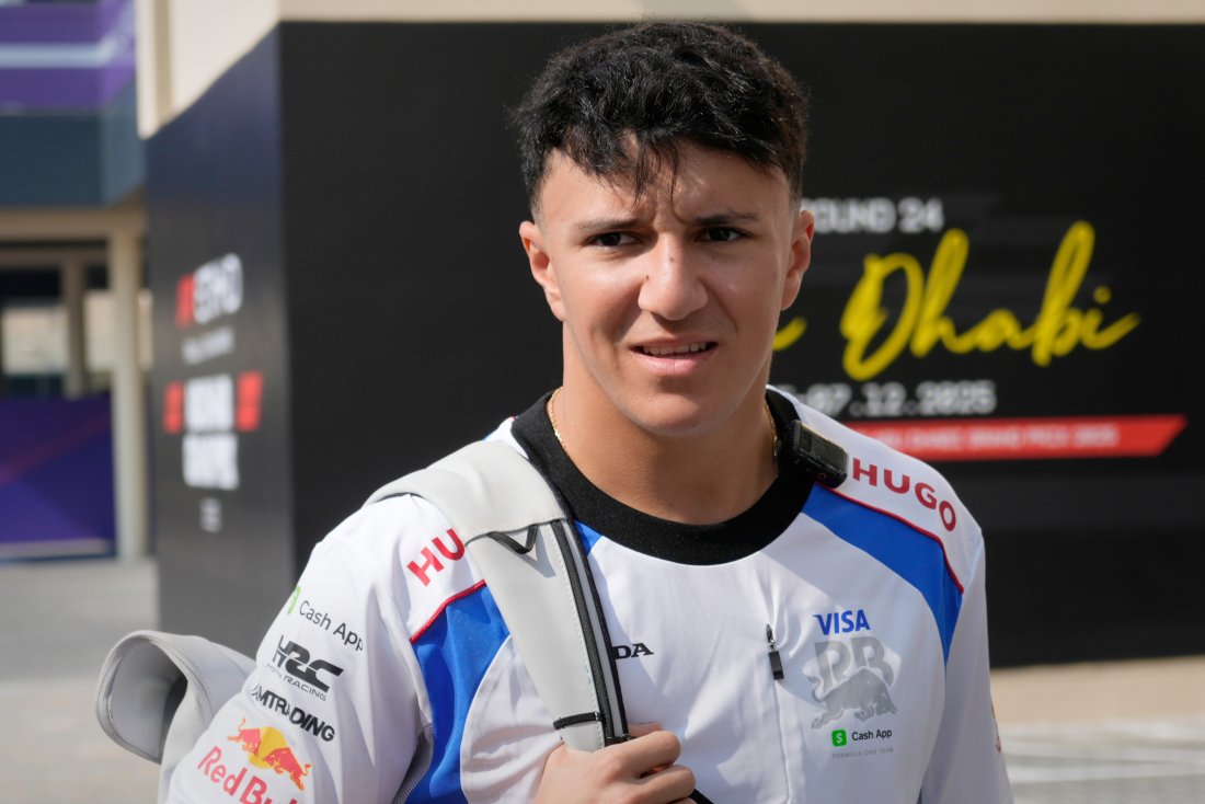 Исак Хаджар катастрофира по време на тест в Барселона