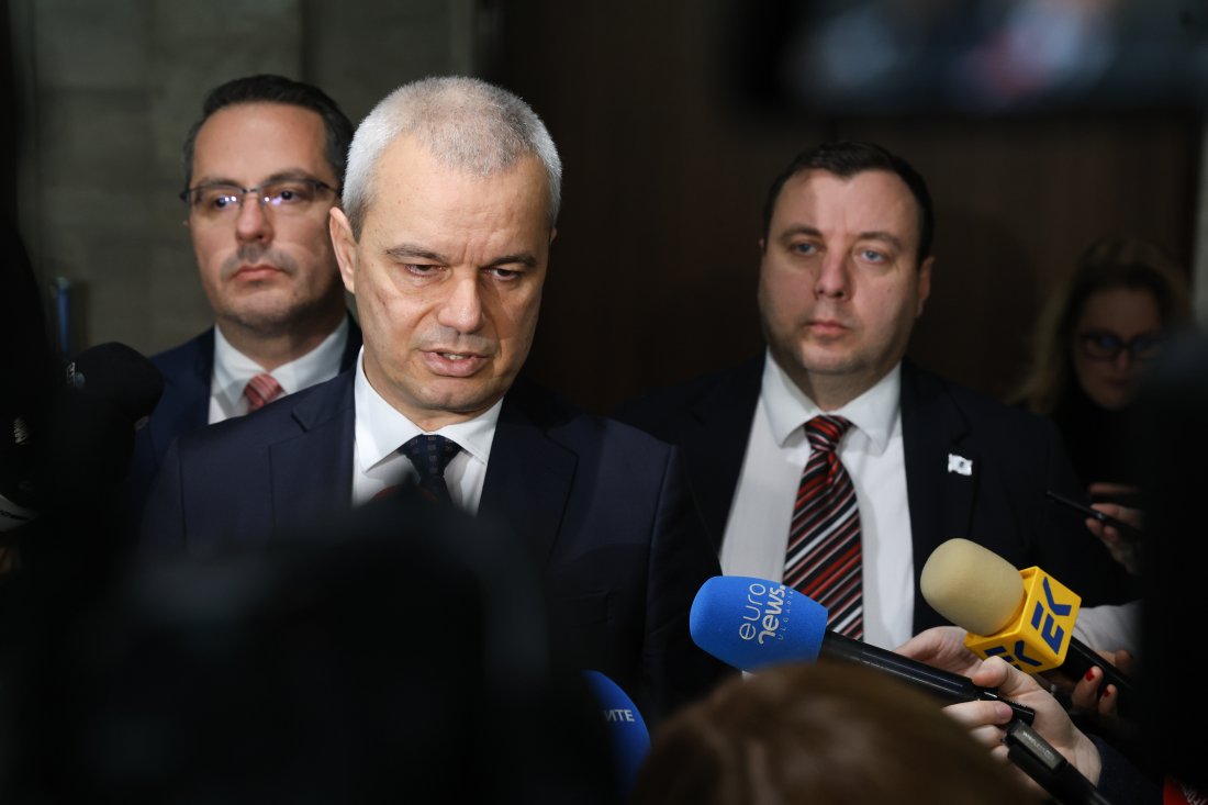 "Възраждане" няма да уважи покана за консултации при президента Йотова