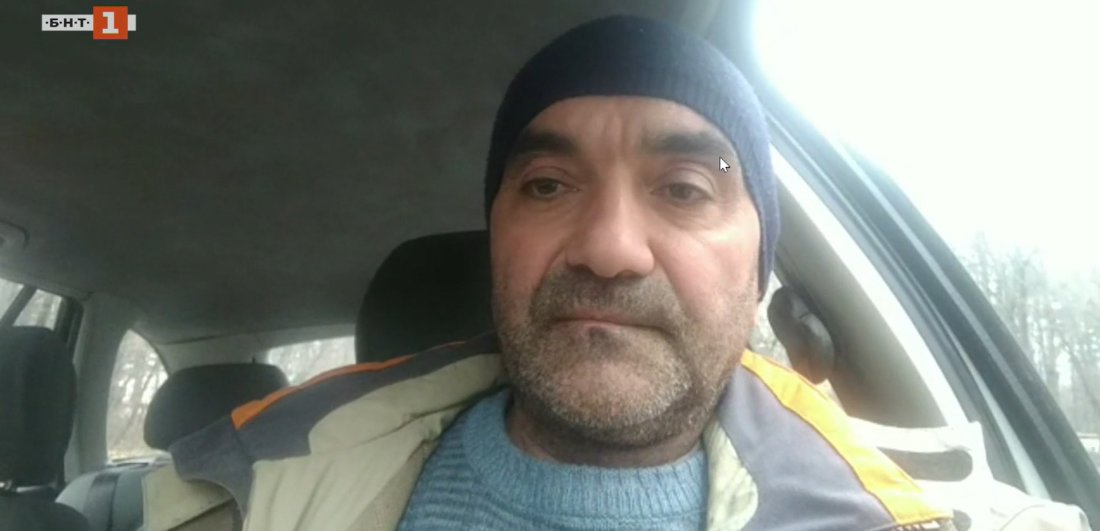 15-годишно момче е заедно с издирвания за тройното убийство край