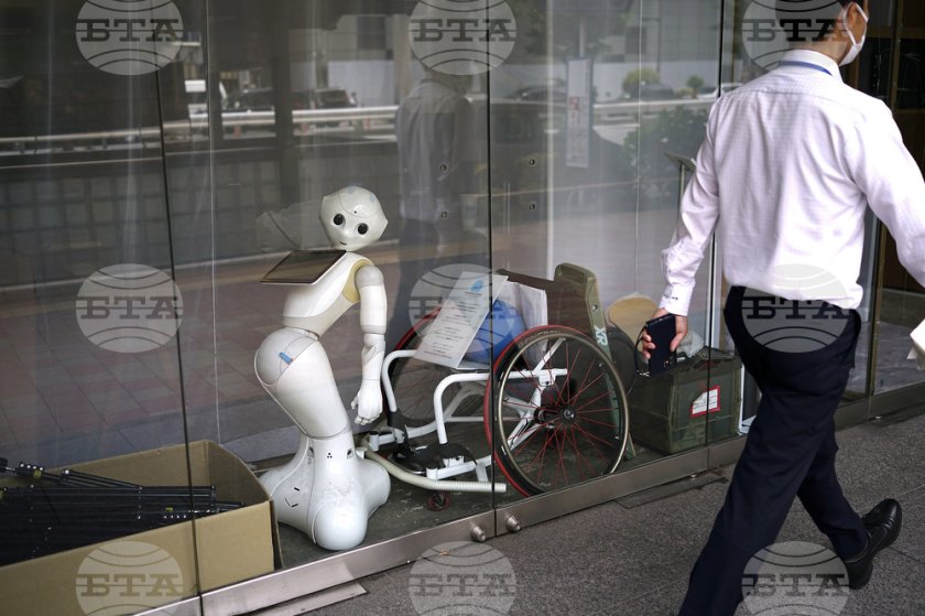 Японският робот Пепър влиза в Книгата на рекордите на Гинес