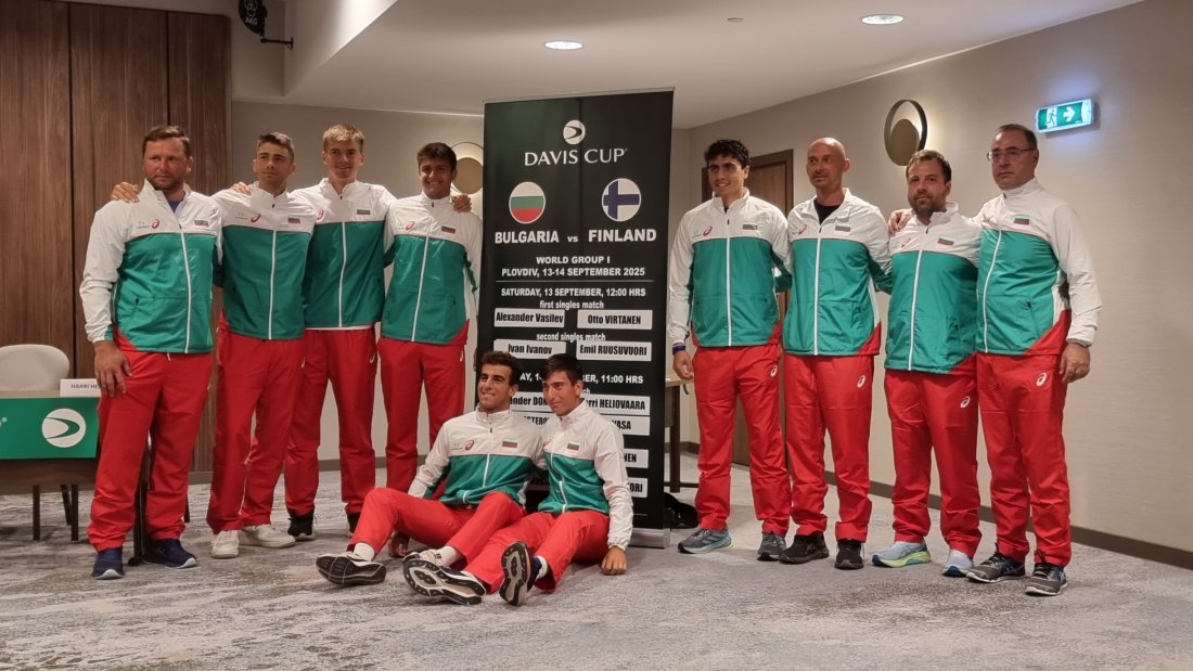 Националите по тенис тренират в пълен състав преди мача с Белгия за Купа Дейвис