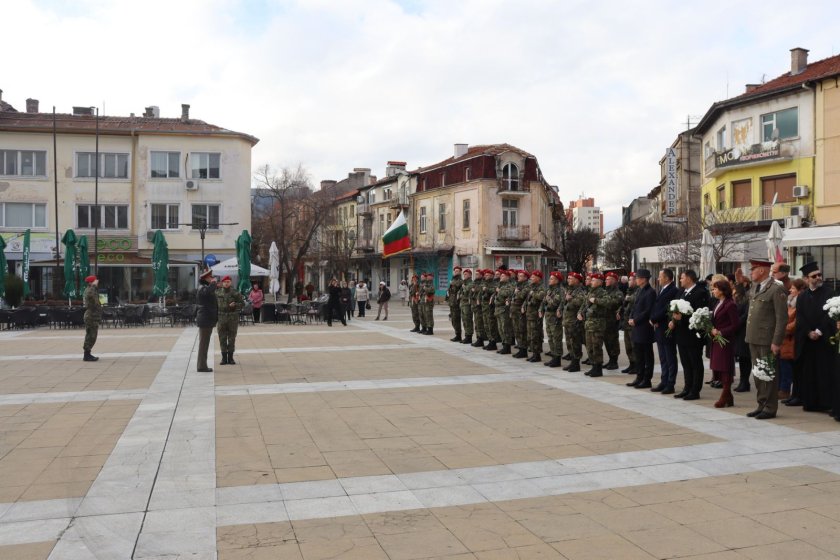 Благоевград отбеляза 154 години от рождението на революционера Гоце Делчев